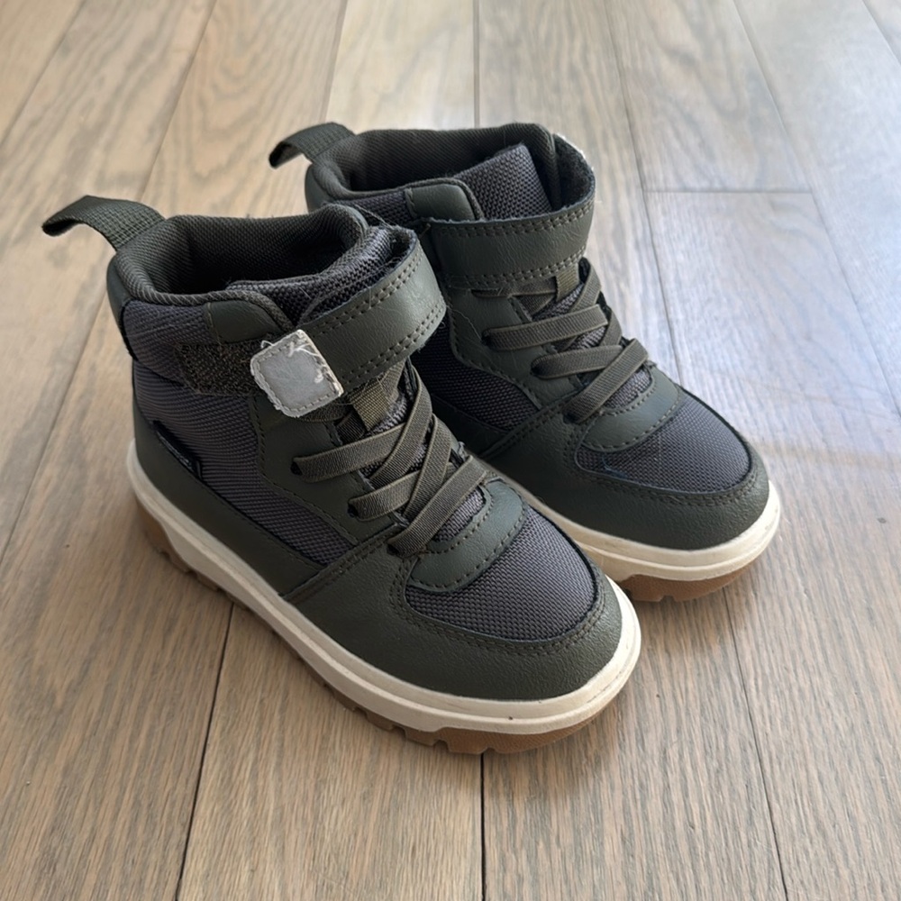 EUC Toddler H&M Waterproof Boots Size 9